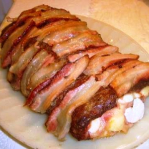 Rocambole de Carne Moída e Bacon