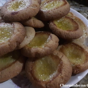 Cookies  recheados com curd de limão