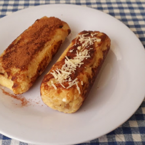 ROLINHOS RECHEADOS C/ BANANA e grelhados na manteiga  + uns com purê ou geleia de maçã