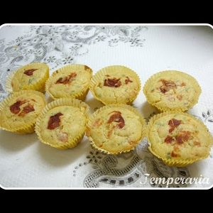 Muffins de Queijo, Presunto e Tomate