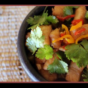Salada Thai de peixe