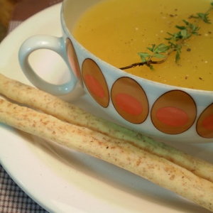 Sopa de Mandioquinha com Gengibre