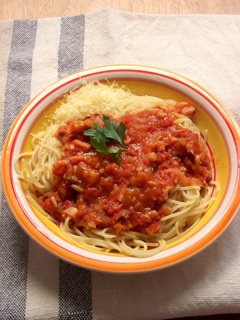 Lácio, Battuto, Soffritto, Insaporire e mais um Spaghetti all'Amatriciana