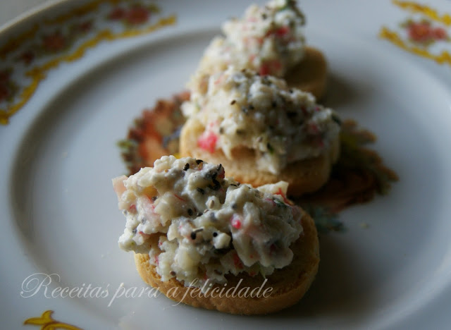 Patê de Requeijão com Delicias do Mar e Sementes Chia
