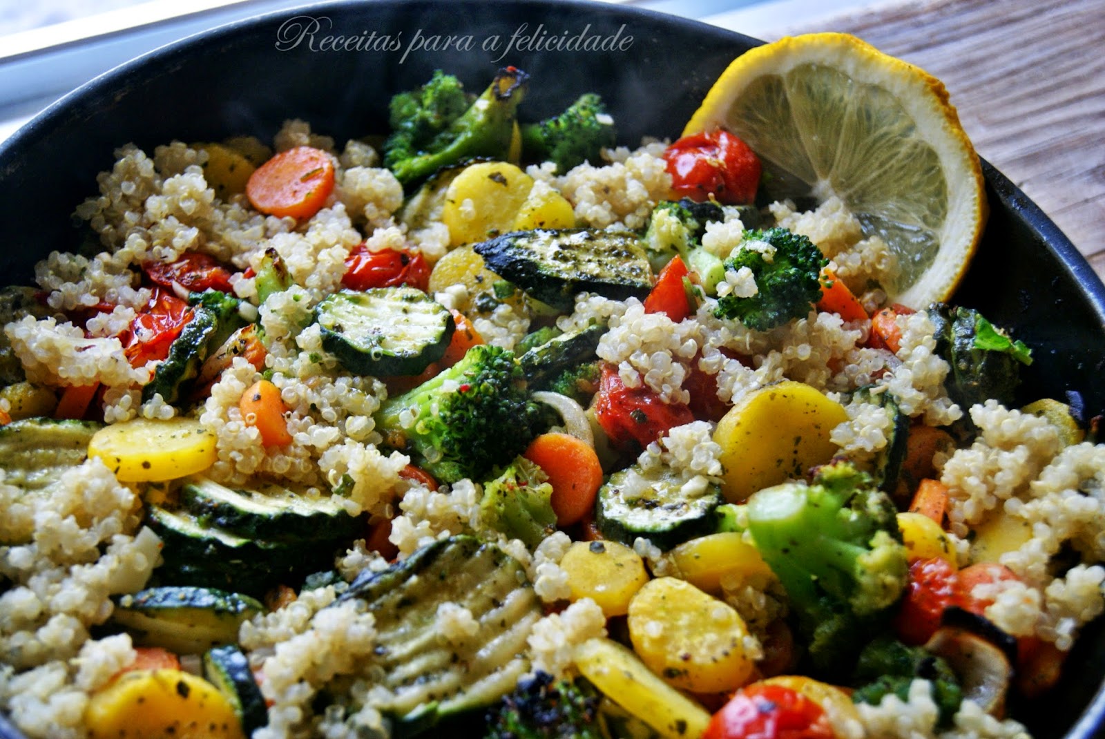 Salada de Quinoa com legumes Assados
