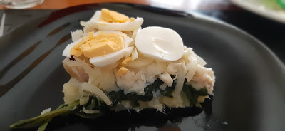 Bacalhau com grelos e ovo enformado