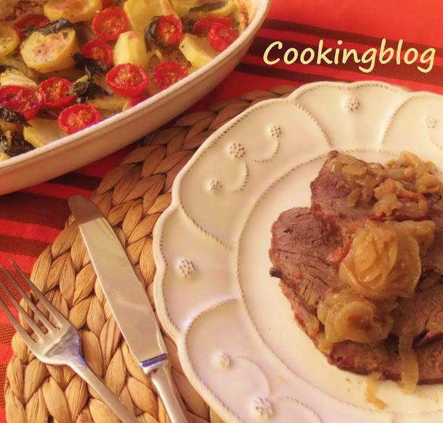 Inspiração Italiana num assado de carne de vaca com cebola e batatas 