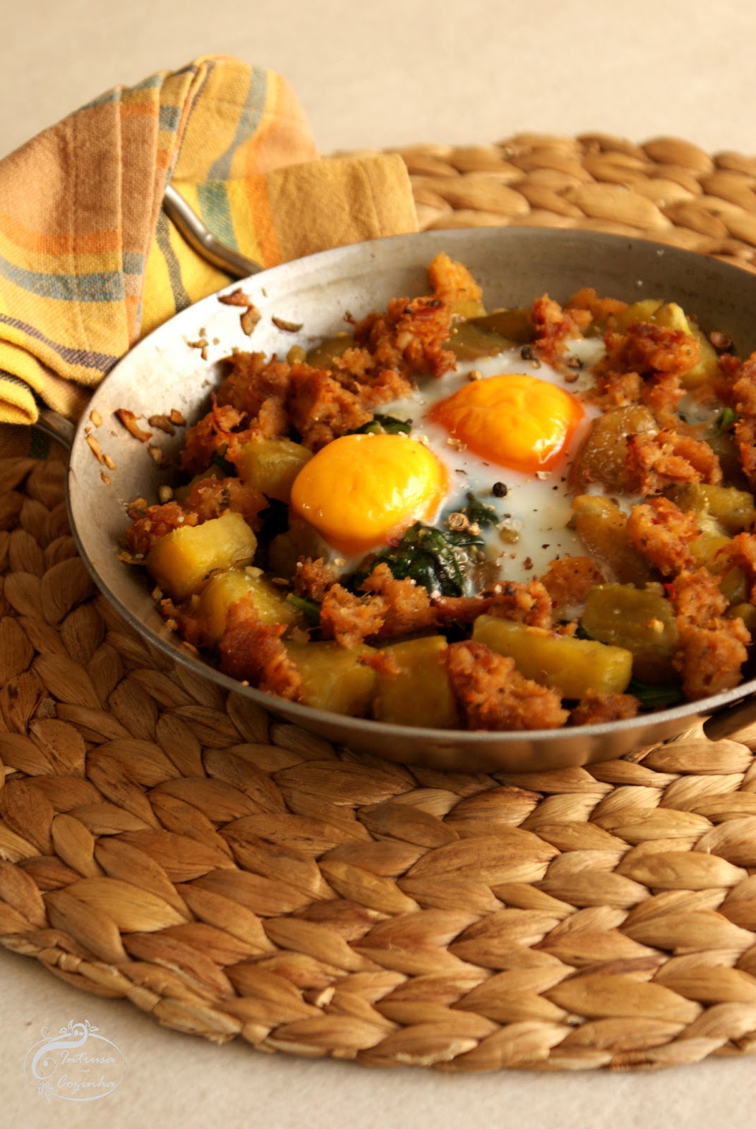 Batata Doce com Ovos & Alheira de Borrego {Sweet Potato with Eggs & Lamb's Alheira}