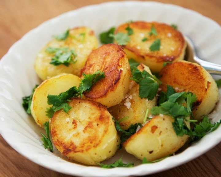 Batatas Salteadas com Salsinha (vegana)