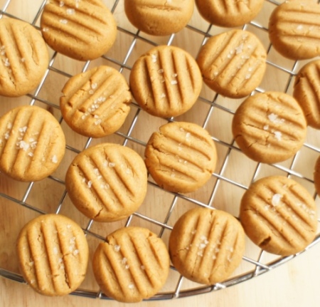 biscoitos integrais de manteiga de amendoim