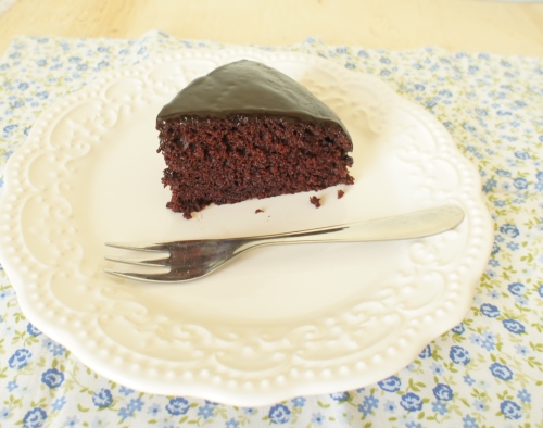 bolo de chocolate - simples, rápido e sem lactose