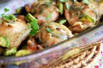 Frango com ervas e alho – Junte com legumes no forno e você não vai precisar preparar um acompanhamento separado
