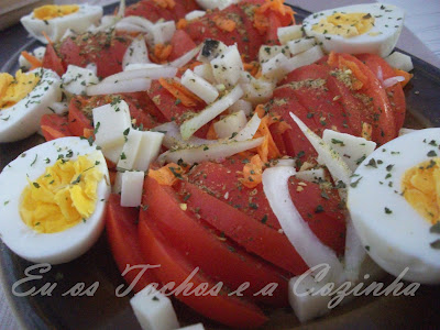 Salada de tomates à grega