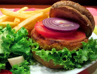 Hambúrguer de Grão-de-Bico Defumado (vegana)