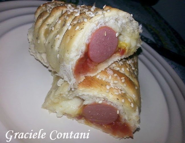 Hot dog de forno, com queijo, de Graciele Contani