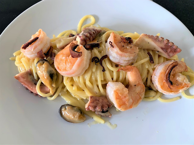 Spaghetti alla Carbonara com Frutos do Mar