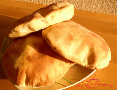 Como fazer pão pita ou pão sírio