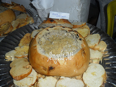 Pastas variadas servidas no pão italiano - ANIVERSÁRIO DO FRANCISCO - evento realizado por mim em Salvador, no dia 09/11/2011