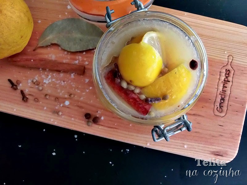 conserva de limão com especiarias | preserved lemons