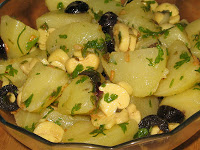 Salada de Batata com Azeitonas Pretas e Champignon (vegana)