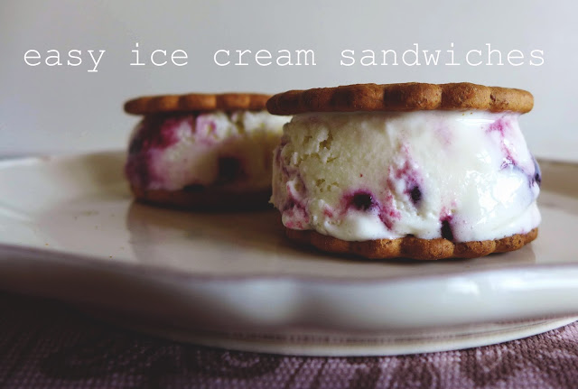 Sanduíches de gelado {rápidas e muito fáceis} / {very easy} ice cream sandwichs