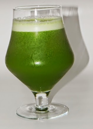 Suco Verde (Abacaxi, Gengibre e Couve)