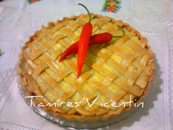 Torta de carne moída e requeijão: receita enviada pela Tamires Vicentin