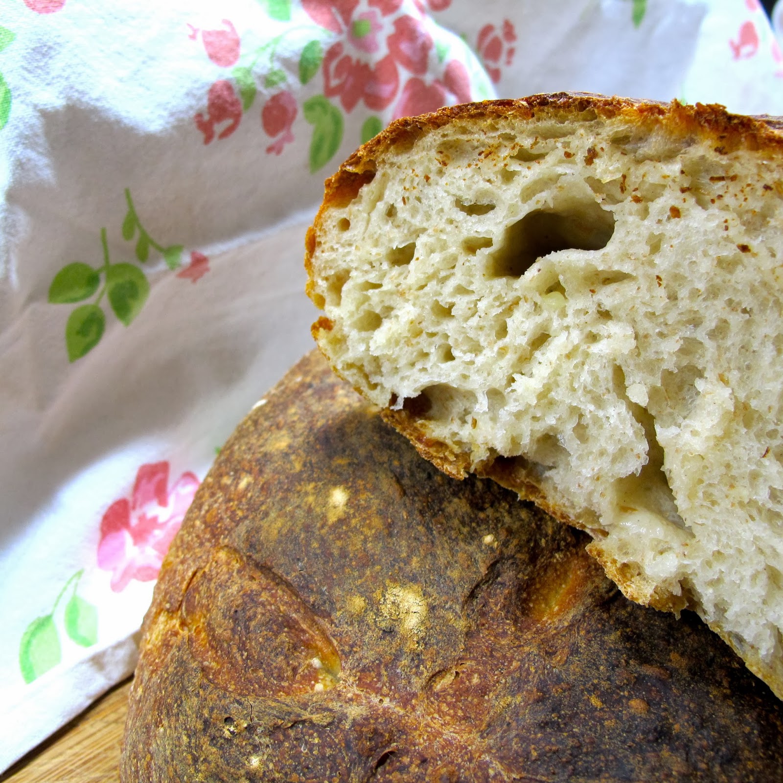 Burgonyàs kenyèr ou pão de batata húngaro