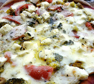Pizza de Brócoli & Queijo Fresco