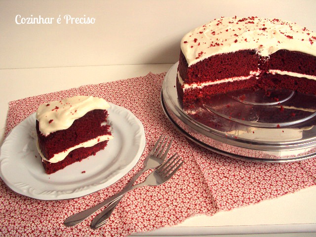 Red Velvet Cake ~ Bolo Veludo Vermelho